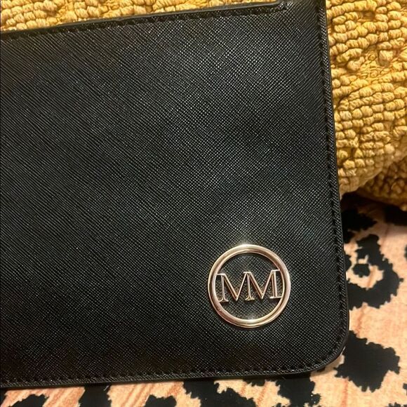 Marilyn Monroe Black Leather Wristlet Gold Hardware - Picture 2 of 7